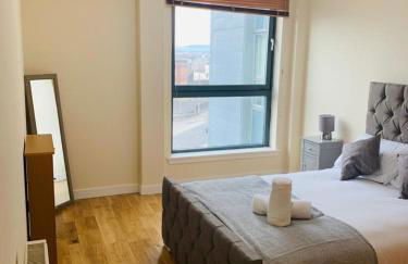 Modern 2 Bed Apartment, Close to Gla Airport & M8 - Foto 11