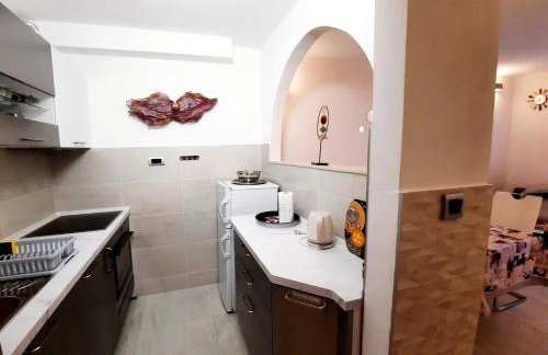 Split Symphony Garden: Modern, new Apartment (4+1), 5 min walk to ˝Firule˝ SAND BEACH, 12 min walk to CITY CENTER - Foto 37