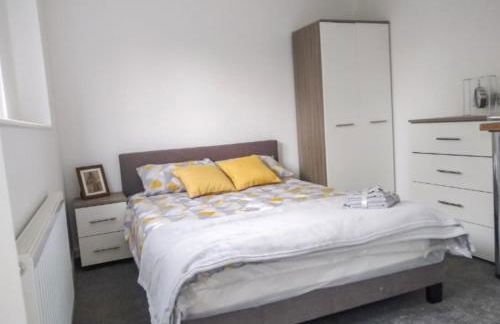 City breaks Corby Double ensuites with tv - Photo 26