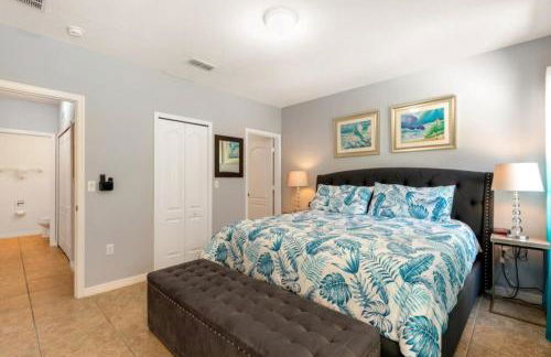 Lux Escape: Private Pool, Game Room & Near Disney - Foto 27