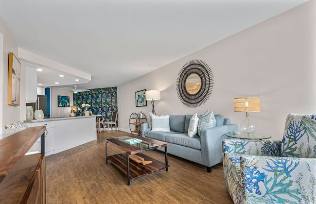 Modern & Polished Oceanfront Vistas - Foto 15