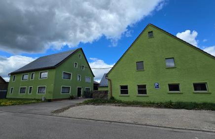 Monteur & Ferienapartment Leidenberger Parkplatz WLAN Kinderspielzimmer - Photo 28