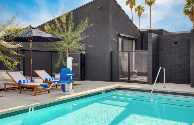 Blackhaus Suites by AvantStay – Modern Comfort in Downtown Palm Springs - Foto 20