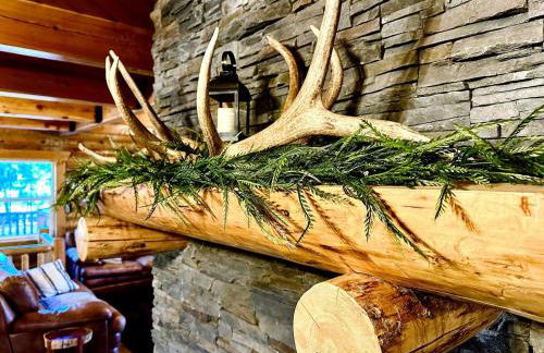 Backwoods Bonanza - Big Cabin With Hot Tub! - Foto 14