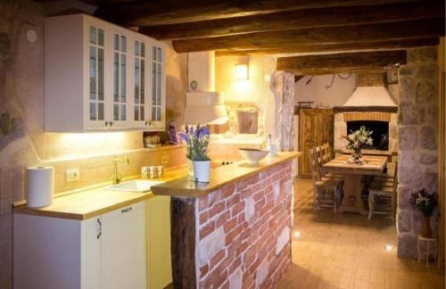 Villa Falcon Rook - Four-Bedroom Villa with Terrace and Swimming Pool - Photo 5