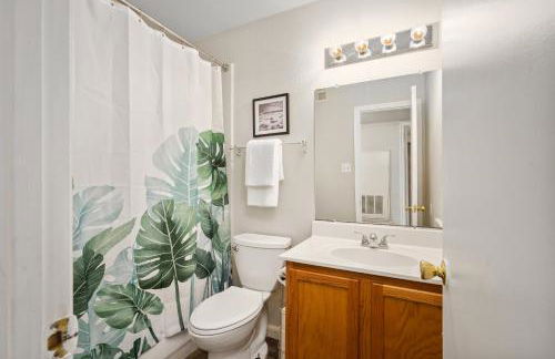 12D- In-unit Washer & Dryer - Free Parking - Fast Wi-Fi - Foto 14