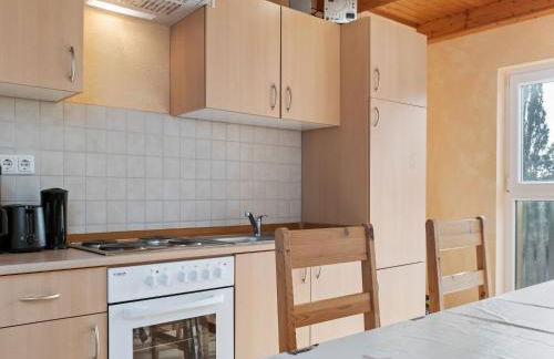 Snug Apartment in Kalkhorst with Terrace near City Center - Foto 4