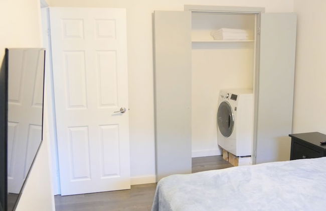 Richview Gardens Suite - Photo 13