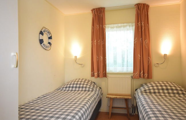 Bungalow in North Holland Near North Sea Coast - Foto 6