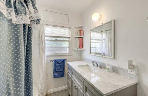 High Walkability! Extended Stay in Riverside - Foto 16