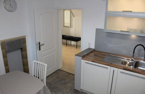 Monteurwohnung Ferienwohnung Rose in Isenbüttel Nähe Gifhorn, Wolfsburg, Braunschweig - Foto 6