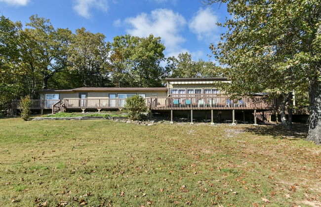 Hoot Owl @ Table Rock Lake - Amazing Lake Views!! - Game Room - Priced TO Rent!! - Photo 4