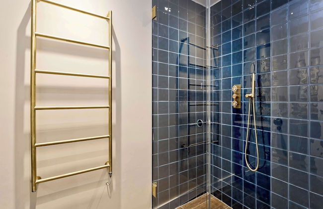 5 Bed House w/ Indoor Pool, Sauna & Private Garden - Fulham - Foto 45