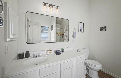 Baytown Htown Escape Air Hockey Yard BBQ Games - Foto 23