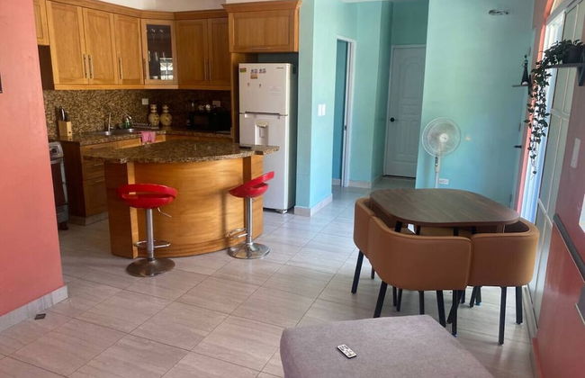 New and Modern 2 Bedroom Apt 5a - Foto 4