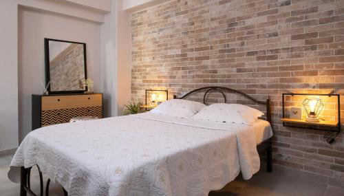 Silvia's Apartments - Photo 3