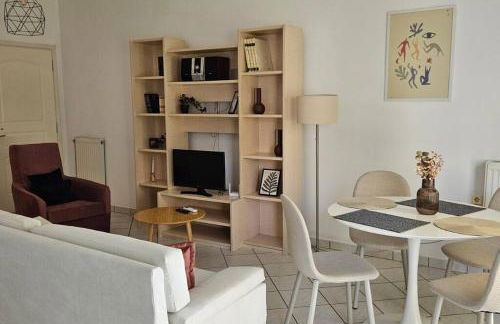 Eva's Apartment - Photo 9