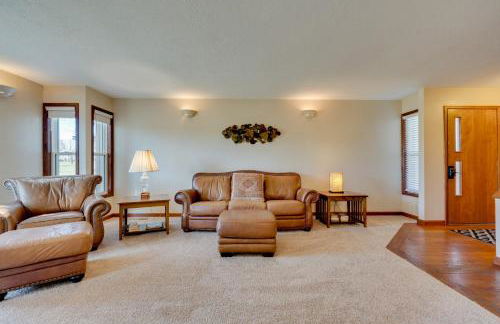 Walk to Lake Loveland Mtn-View Retreat with Balcony - Foto 4