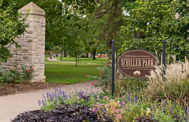 German Charm Suites Sleeps 8! - Foto 43