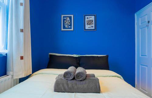 Huge 4 BR, 30s to Tube, 3 Bath & Gym Gear - Foto 13