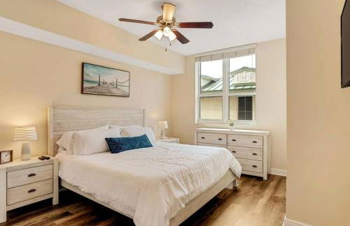 1 BR King- Rooftop Pool close to beach Casa Costa - Foto 12