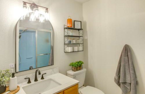 Hike and Fish Mountain Getaway in Avery! - Foto 13