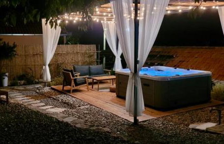 Rural home Basin dvor with jacuzzi - Photo 29