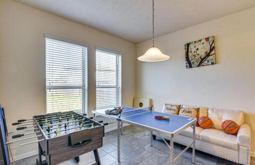 Covered Patio and Spacious Yard Houston Area Home! - Foto 10