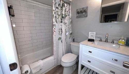 Spring Getaway Holiday Retreat Prime Location - Photo 5