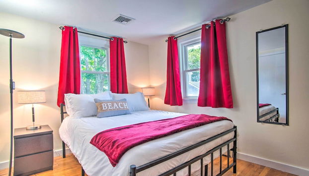 Pet-Friendly Yard! Fun Family Home in Cape Cod - Foto 3, Interior