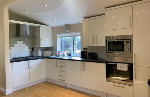 Owls House - Lodge with hot tub- Lake District - Photo 6