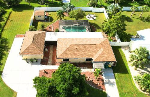 Heated Pool, Hot Tub, Fire Pit, Games, RV and Boat Parking - Foto 25