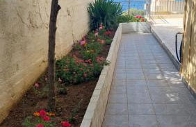 Apartment Dolphins - Photo 6