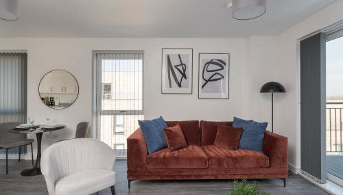 Lovely Home Near Canal, Park, & Central MK - Foto 2