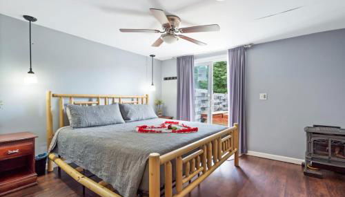 Relax with mountain views & a hot tub #5 - Foto 3