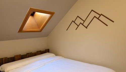 Acogedor Ático en el Corazón de Formigal - Esquía sin llaves - Foto 2