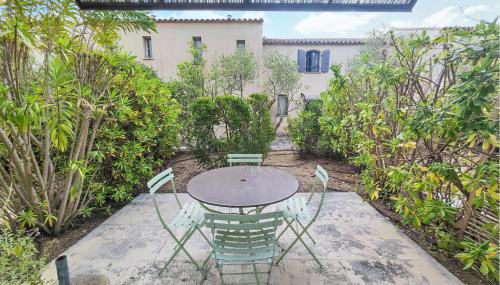 Awesome Home In Saint-Laurent-De-La-Ca With Wifi - Foto 2