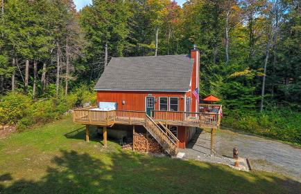 Mt Snow Home with Privacy Hot Tub Firepit - Foto 64