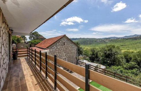 3 Bedroom Awesome Home In Vrgorac - Foto 16