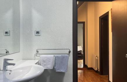 Etxetxobarri, caserío independiente con vistas a la crestería de Anboto - Foto 30