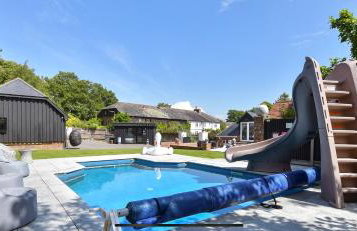 Luxurious oasis relax 32c pool, jacuzzi games bar - Foto 4