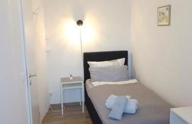 Am Bahnhof - Foto 64