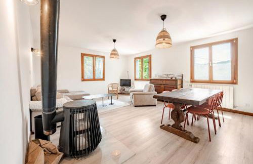 Four Seasons Apartment Ski Access & Mountain Views - Foto 6