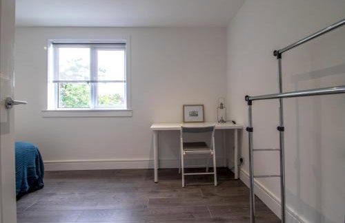 Renfrew Town Centre Easy Link to Glasgow City - Pass the Keys - Foto 41