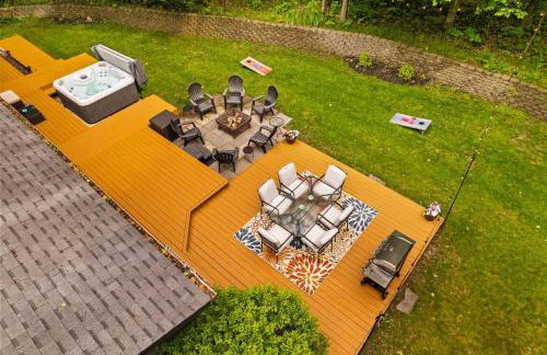 Private & Convenient-Hot tub-Fire Pit-Game room! - Photo 13