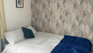 3BR House in Harlow, Essex - Foto 2