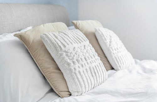 3BR Home with Garden & Free Parking - Foto 42