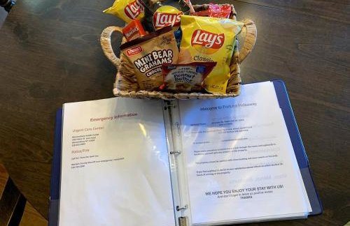 Charming Cabin Rental Perfect for an Adirondack Getaway - Foto 56