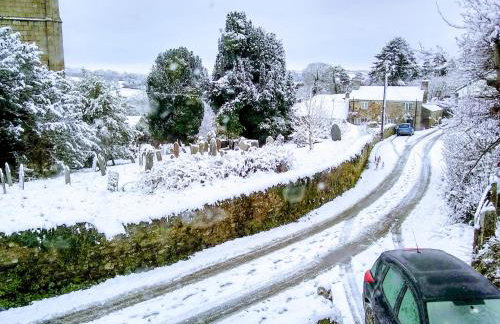 Tucked Away - Photo 13