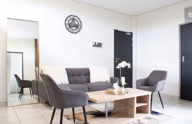 Contemporary Spacious & Comfortable Apartment - Foto 5